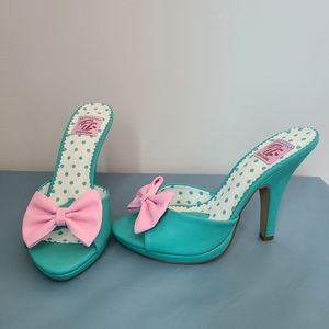 Pinup Couture Siren-03 faux leather retro platform slide high heel